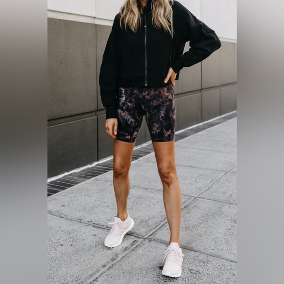 Lululemon Align Short 8" *Diamond Dye
Diamond Dye Graphite Grey Pink Pas… - Picture 3 of 14